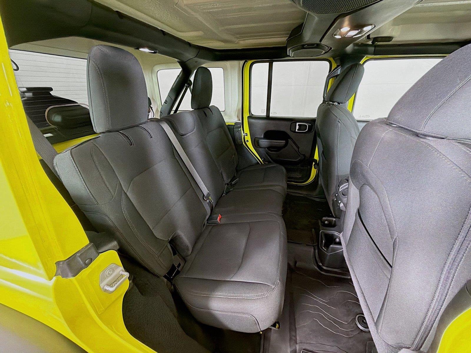Used 2022  Jeep Unlimited High Tide image 29