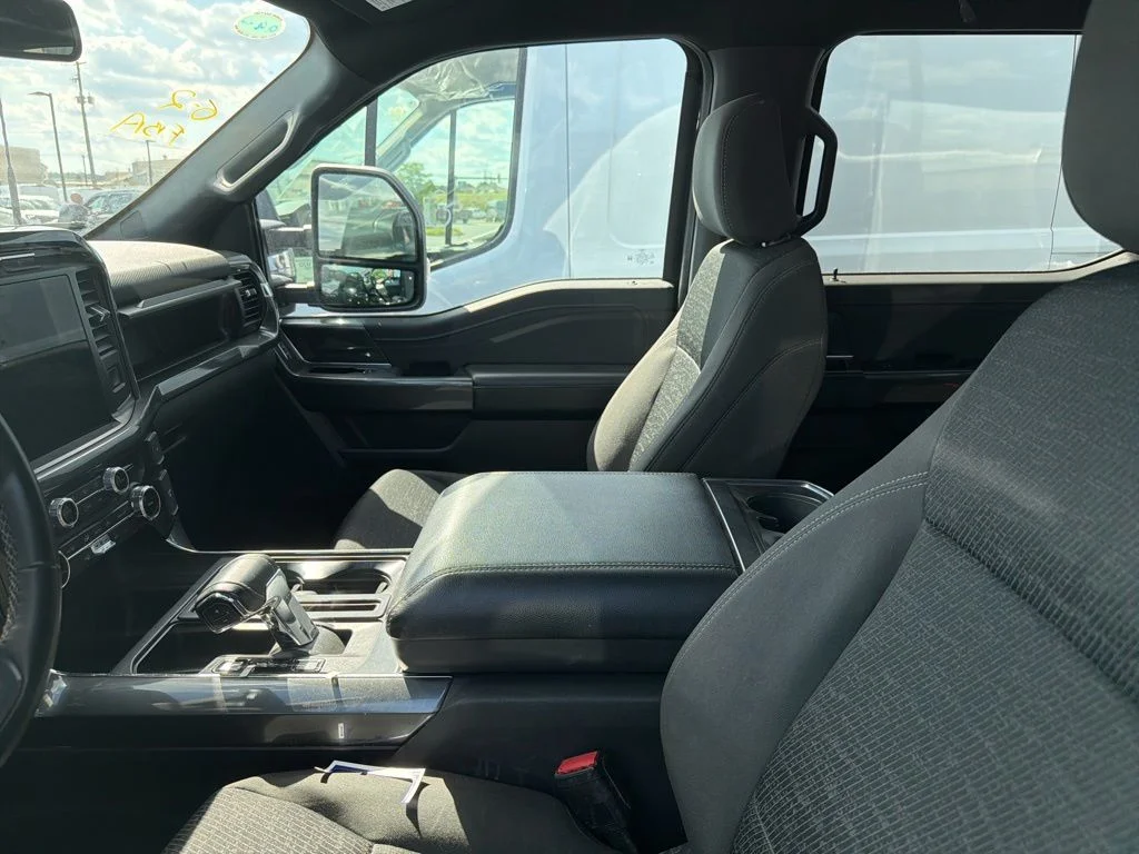 Used 2023 Black Ford XLT image 7