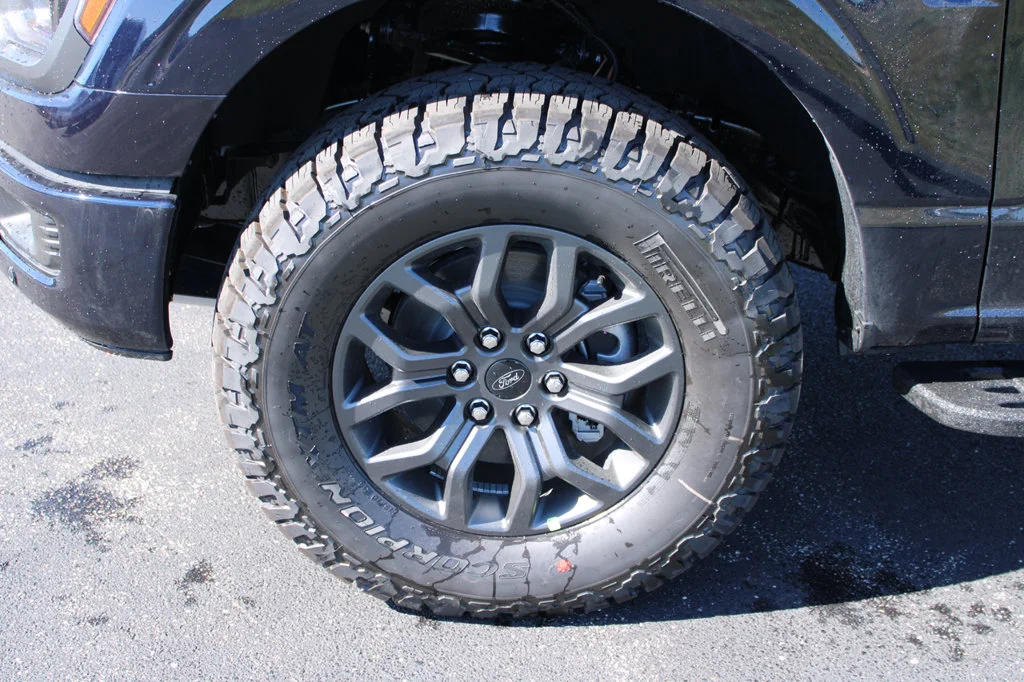 New 2026 Antimatter Blue Metallic Ford Tremor® image 5