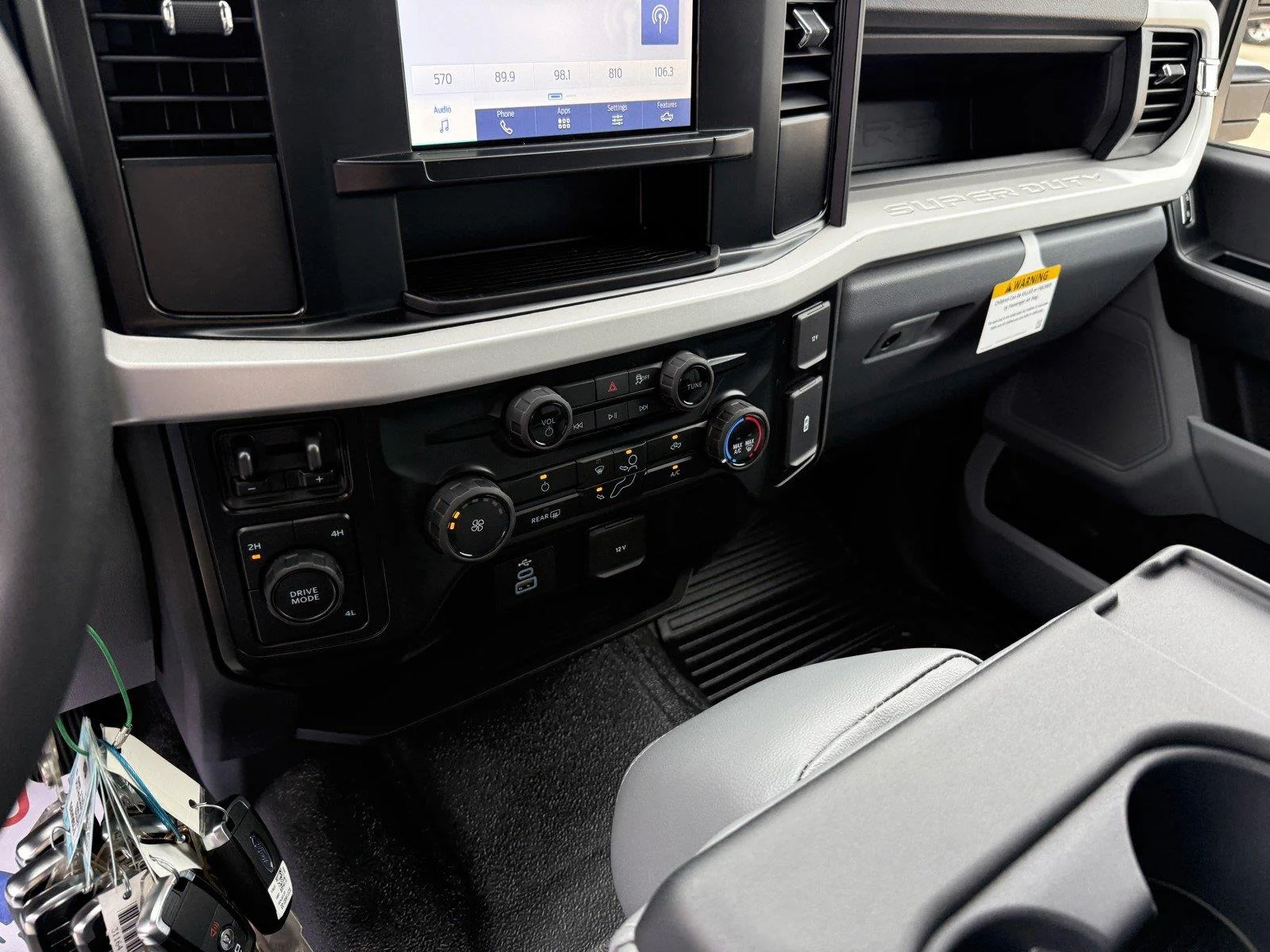 2026 Ford F-450 Super Duty Chassis Cab XL - Photo 19
