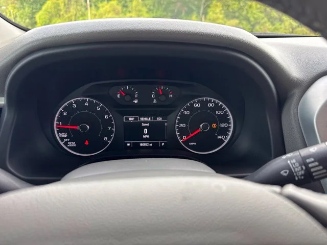Used 2019 Silver GMC SLE-1 image 25