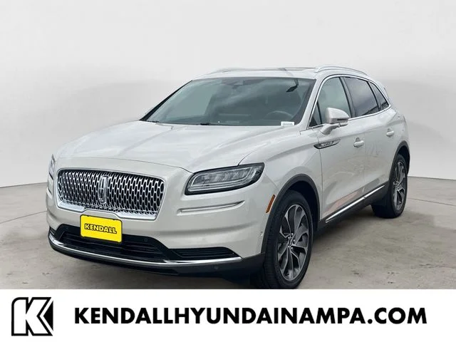 2023 Lincoln Nautilus Reserve AWD's photo