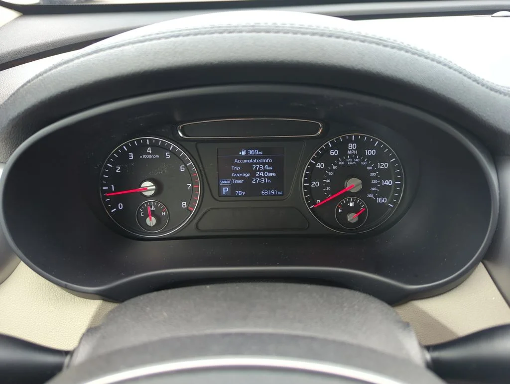 Used 2020 Black Kia LX image 36