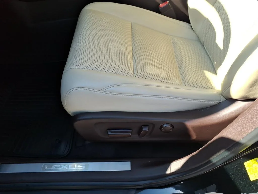 Used 2020 Black Lexus 350 image 15
