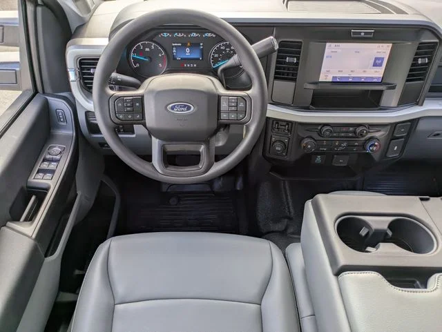 New 2026 Oxford White Ford F-450® XL image 15