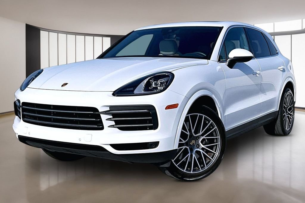 2023 Porsche Cayenne Platinum Edition's photo