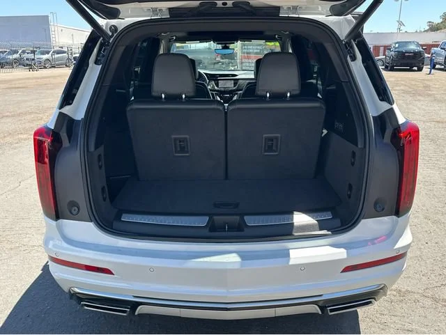 2025 Cadillac XT6 Premium Luxury - Photo 31