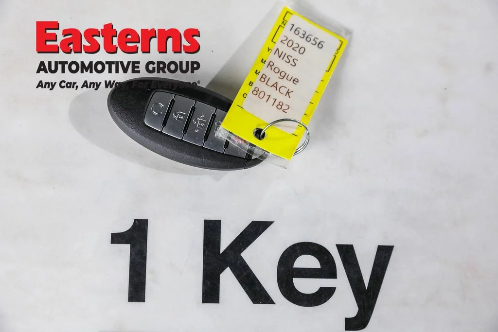 Used 2020 Black Nissan SL image 28
