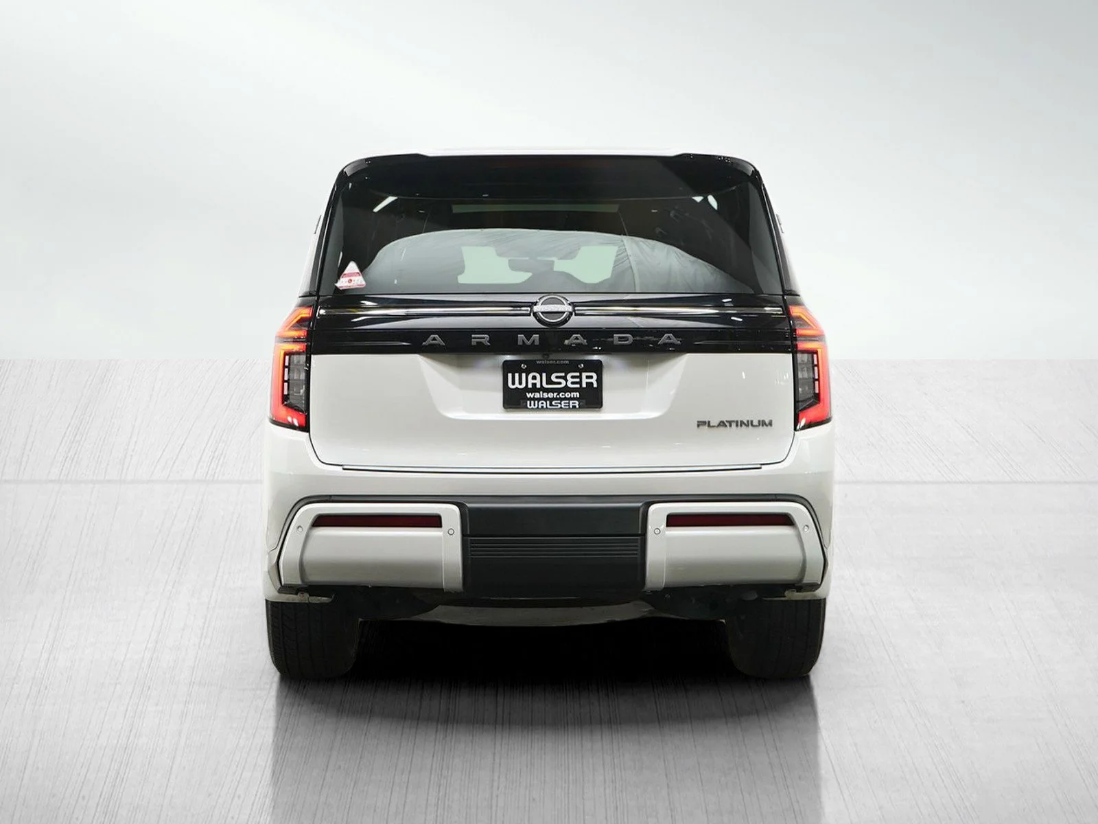 Certified Used 2025 Aspen White Tricoat Nissan Platinum image 4