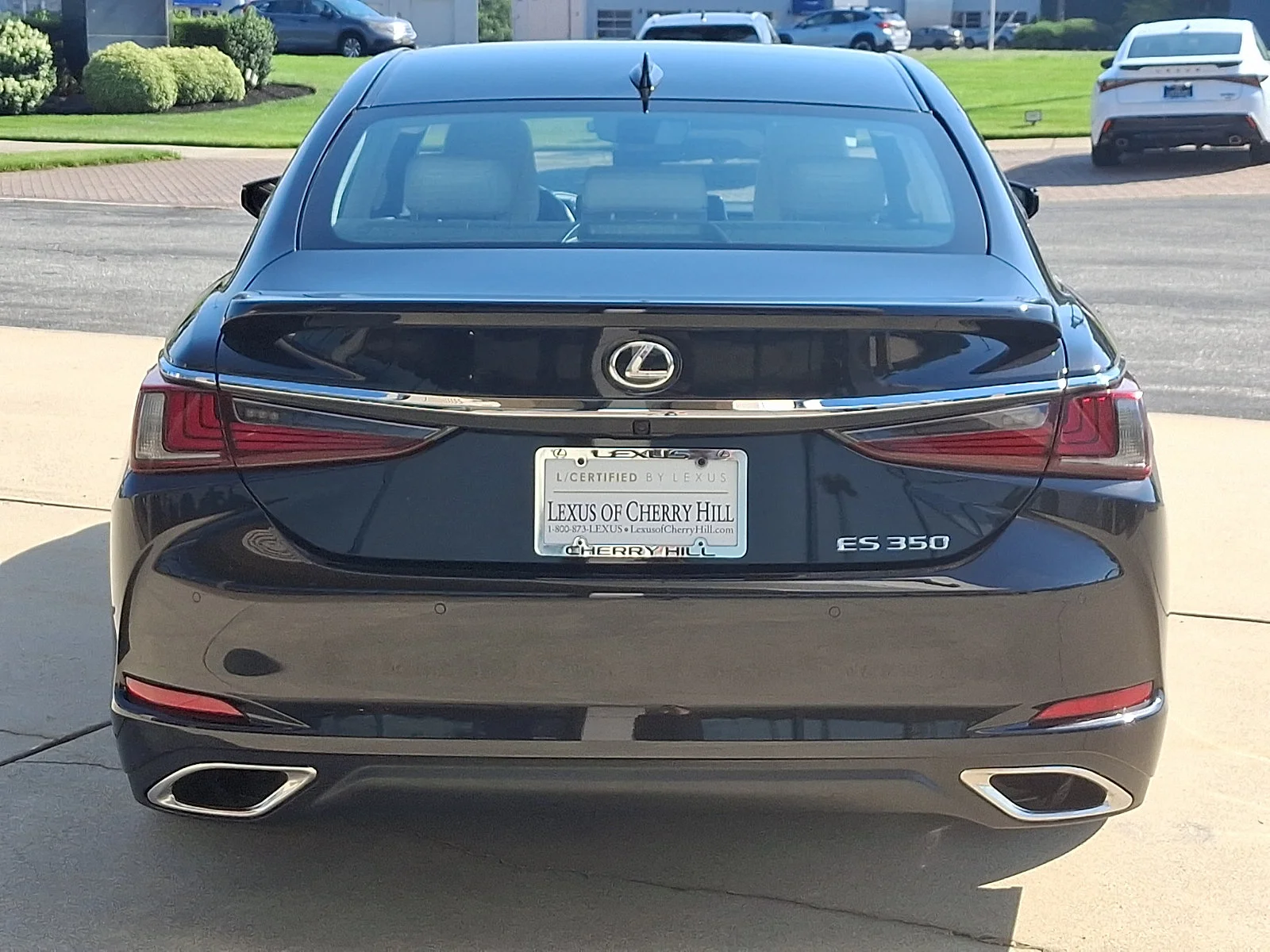 Certified Used 2024 CAVIAR Lexus  image 5