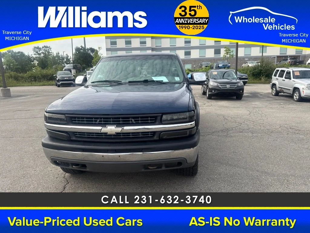 Used 2000 Indigo Blue Metallic Chevrolet LS image 9