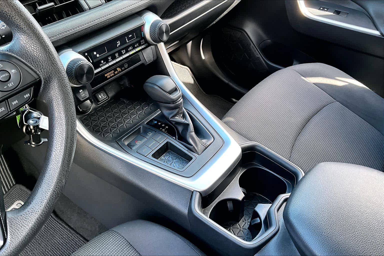 Used 2019 Midnight Black Metallic Toyota LE image 17
