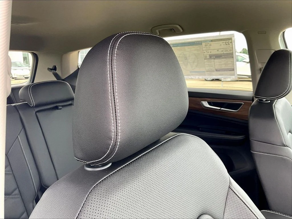 New 2026 White Volkswagen 2.0T SE image 24