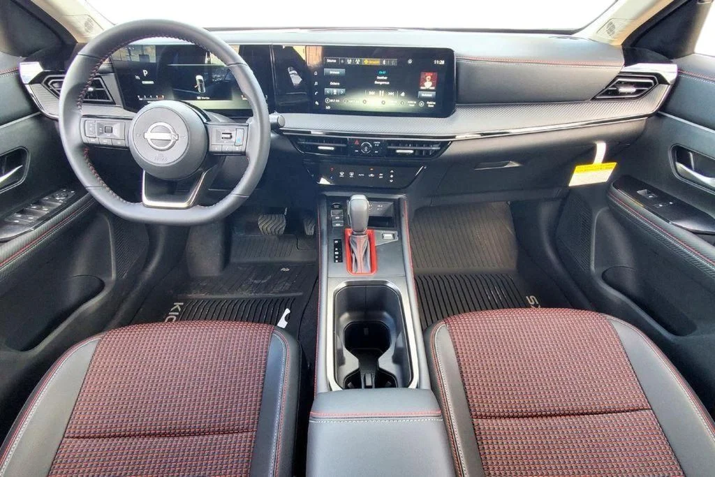 2025 Nissan Kicks SR - Photo 15