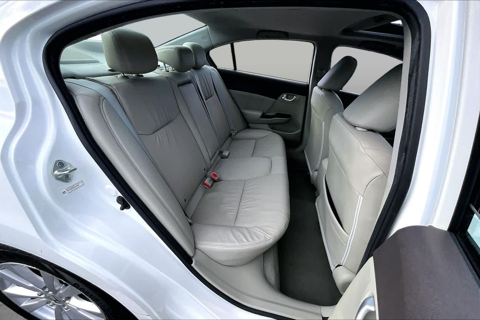 Used 2012 Taffeta White Honda EX-L image 20