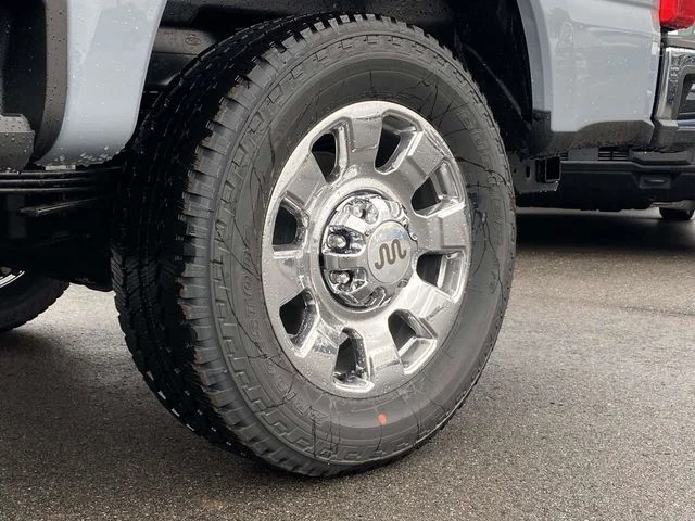 New 2026 Glacier Gray Metallic Tri-Coat Ford F-250® King Ranch® image 9
