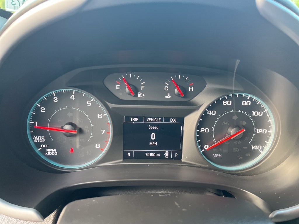 Used 2022 Silver Chevrolet LT image 17
