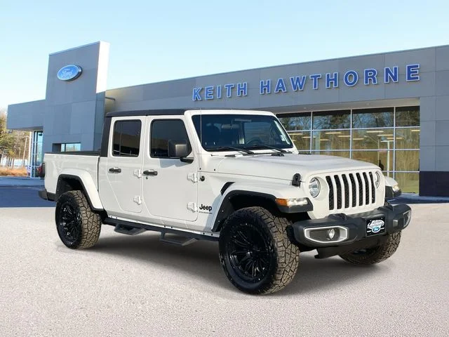 2023 Jeep Gladiator Sport S's photo