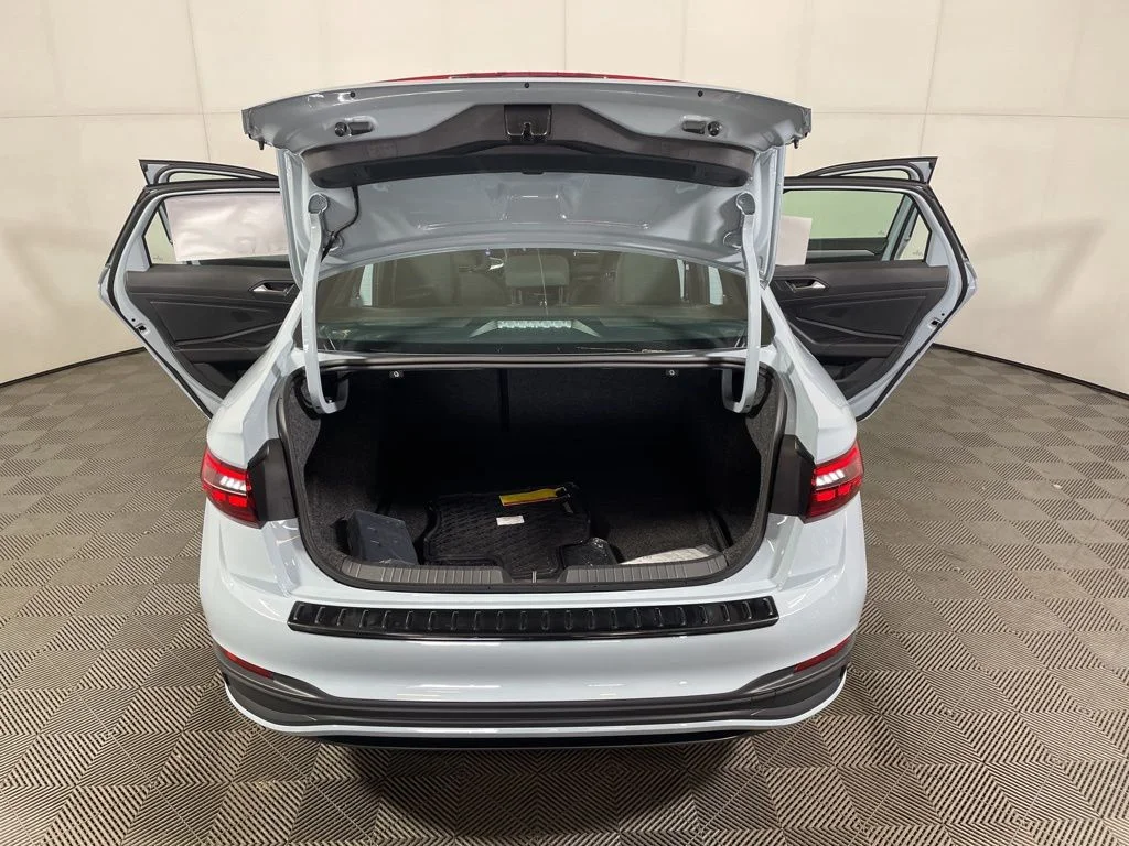2026 Volkswagen Jetta Sport - Photo 20