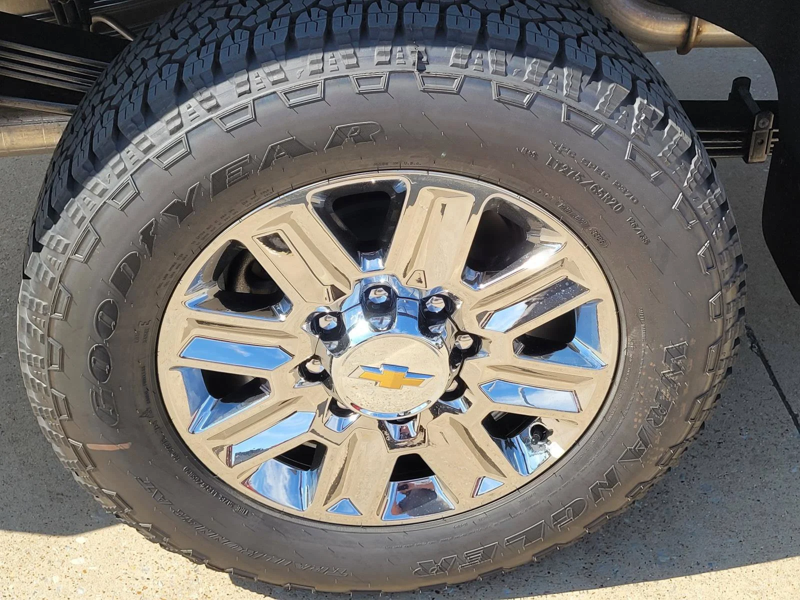 New 2026 Sterling Gray Metallic Chevrolet High Country image 5