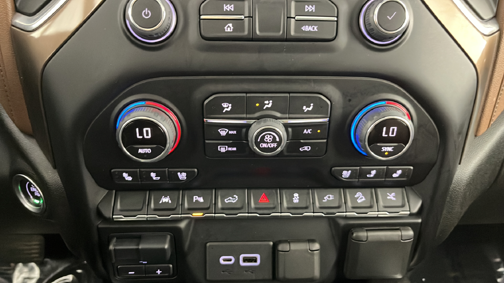 Used 2022 Beige Chevrolet High Country image 32