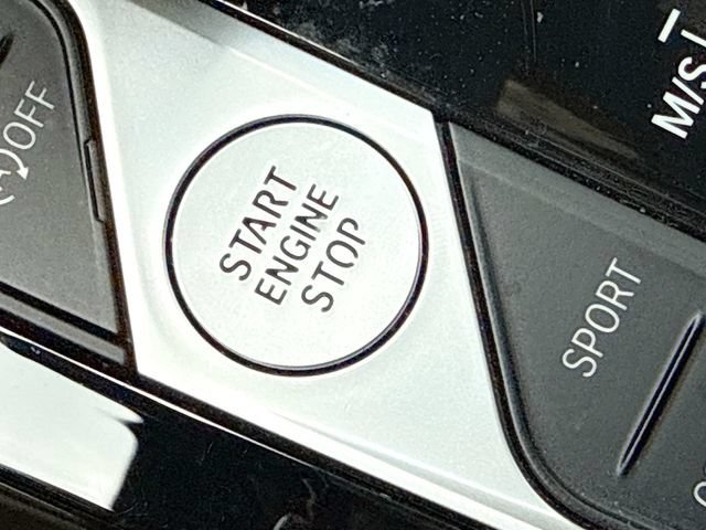 Used 2023 Jet Black BMW sDrive30i image 36