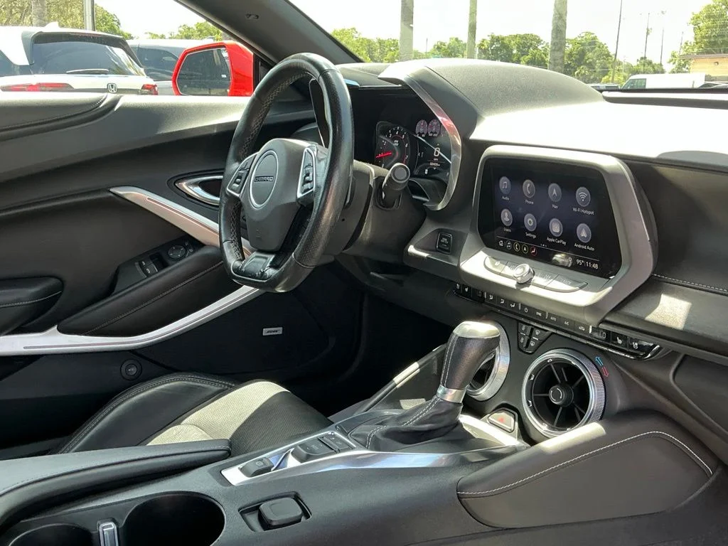 Used 2019 Orange Chevrolet 3LT image 19