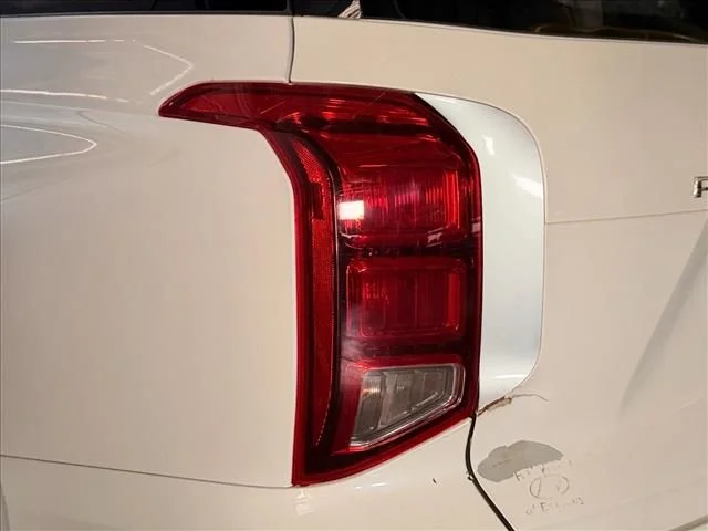 Used 2020 White Hyundai SEL image 27