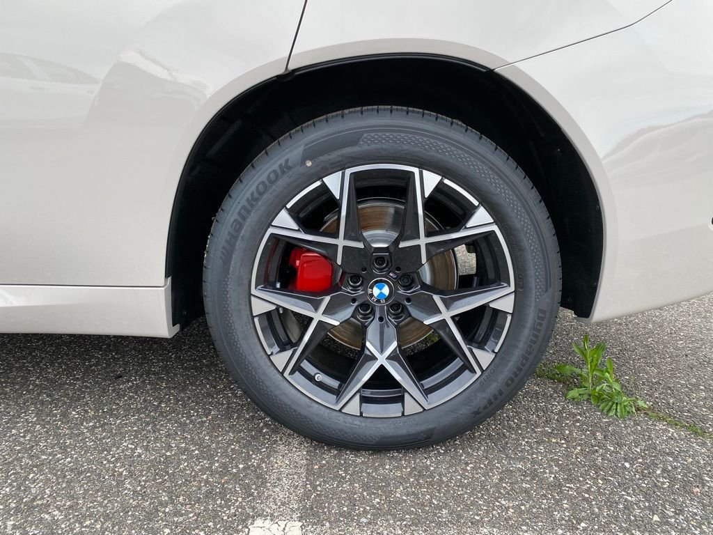 New 2026 Dune Grey Metallic BMW 30 xDrive image 5