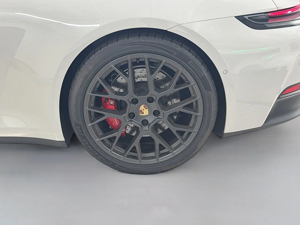 Certified Used 2025 Chalk Porsche Targa 4 GTS image 32