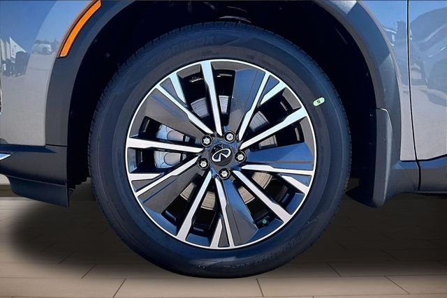 New 2027 GRAPHITE SHADOW INFINITI LUXE image 9