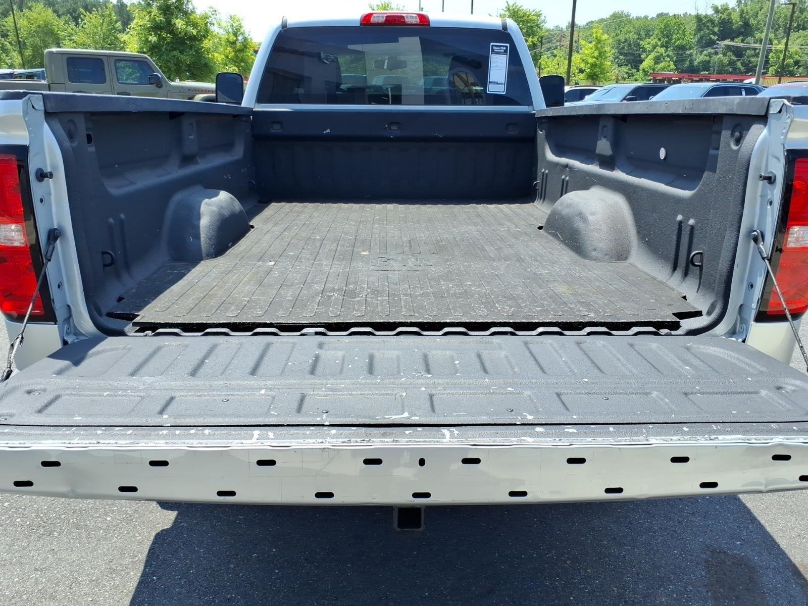 Used 2018 Silver Ice Metallic Chevrolet Work Truck image 28