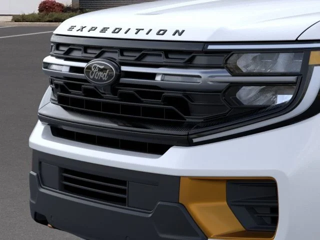 New 2026 White Metallic Ford Tremor image 17