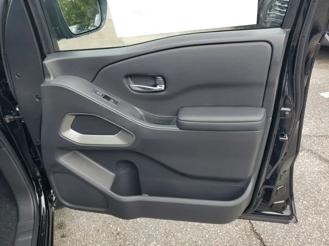 2026 Nissan Frontier SV - Photo 31