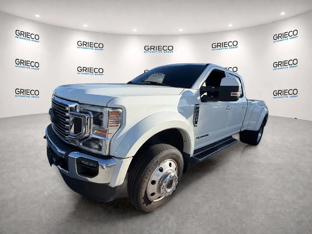 Used 2022 White Ford Lariat image 3