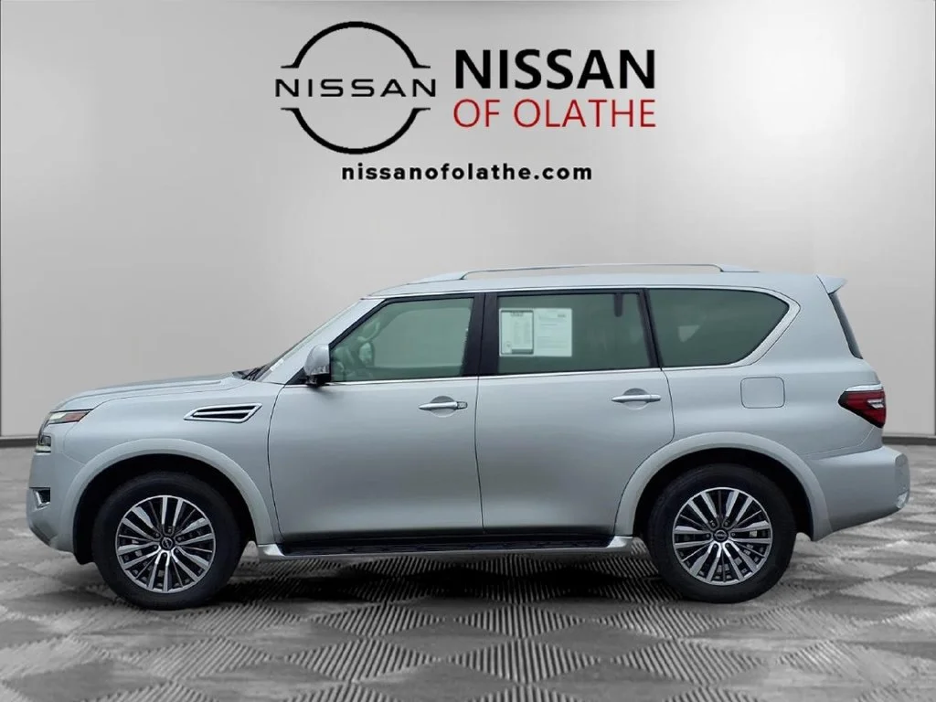 Used 2024 Silver Nissan SL image 28