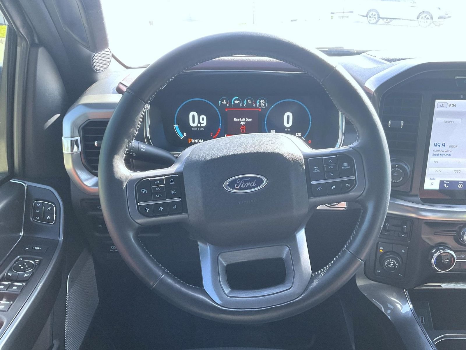 Used 2023 White Ford Lariat image 13
