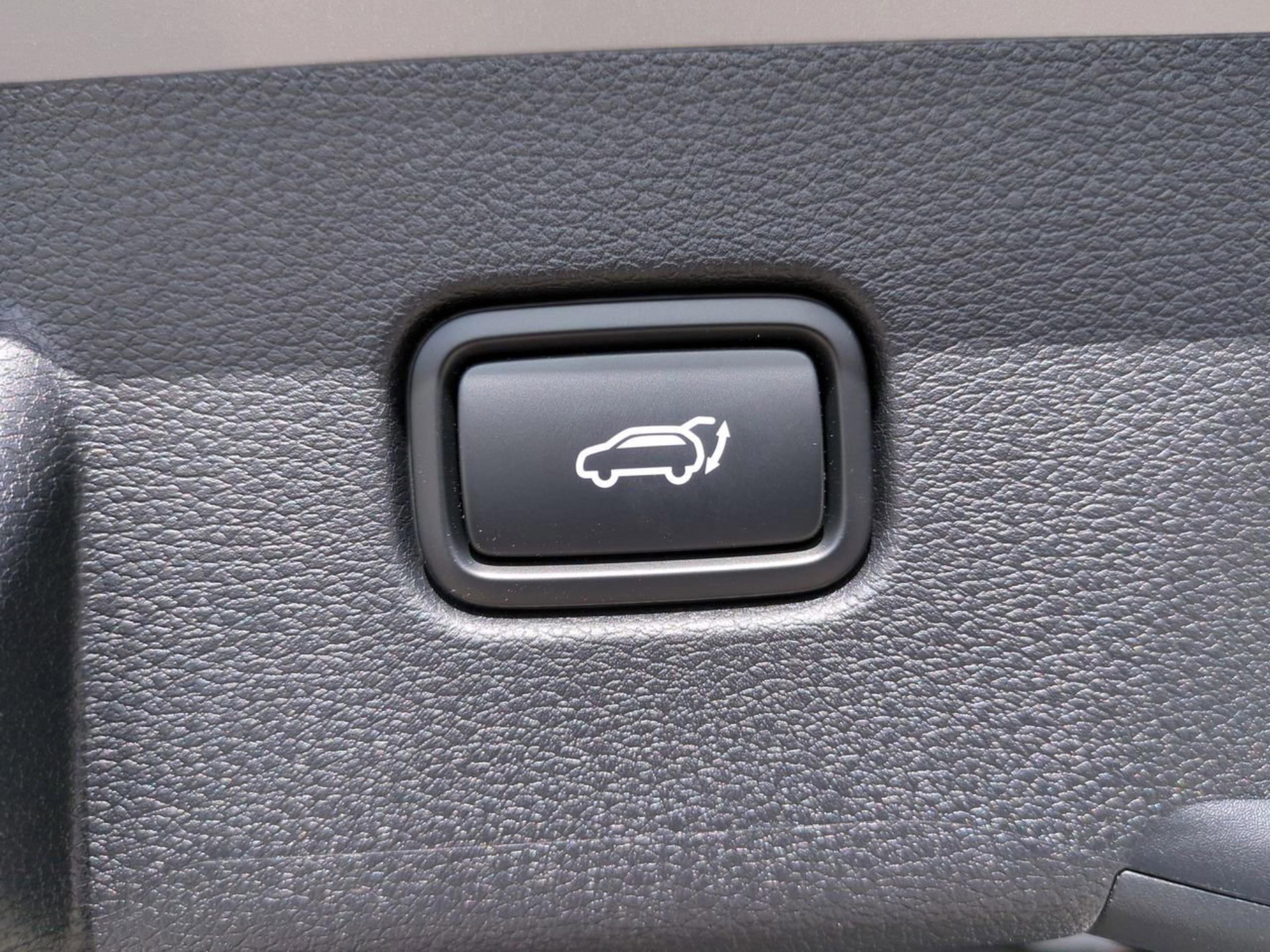 New 2026 Wolf Gray Kia SX-Prestige image 37