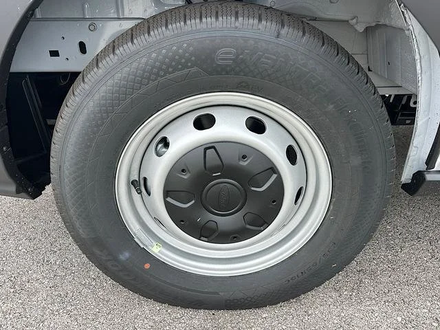 New 2027 Oxford White Ford Cargo Van image 27