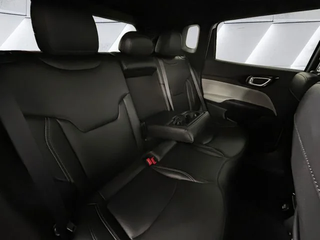 Used 2025 White Jeep Limited image 16