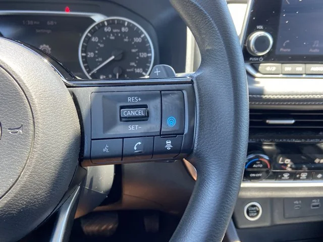 Certified Used 2022 Gun Metallic Nissan SV image 18