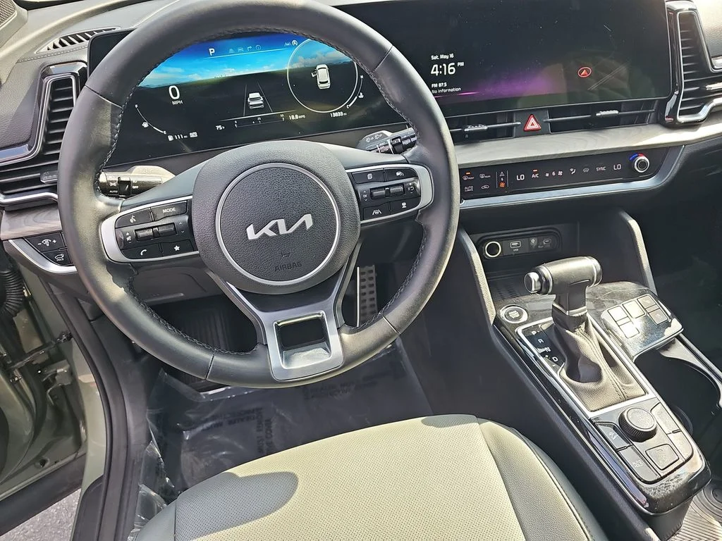 Used 2023 Green Kia X-Pro Prestige image 16