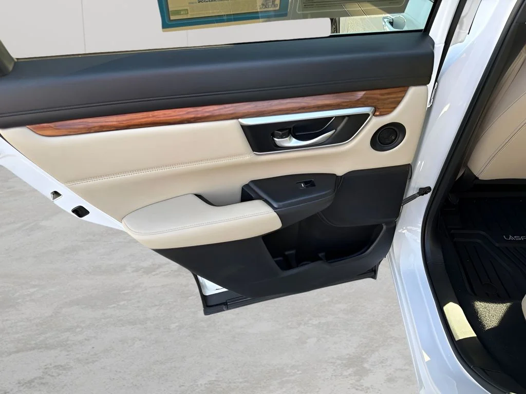 Used 2020 Platinum White Pearl Honda EX-L image 12
