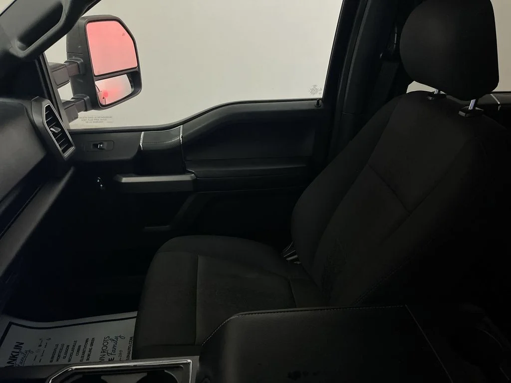 Used 2020 Black Ford  image 27