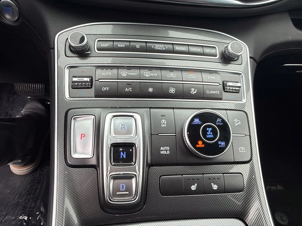 Used 2023 Gray Hyundai SEL image 24
