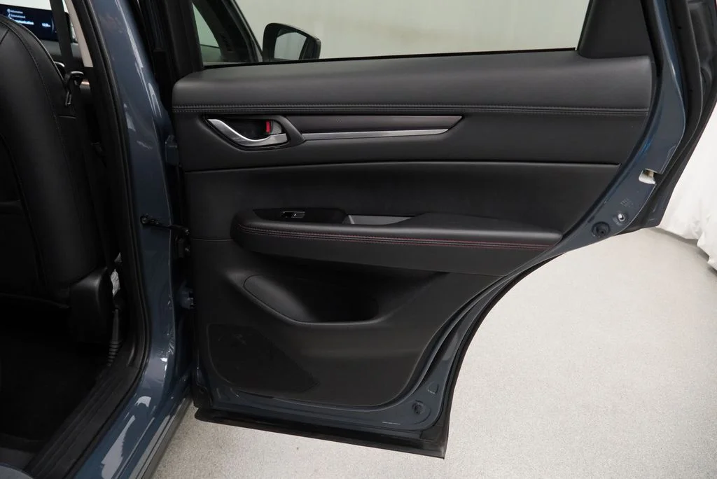 Used 2025 Gray Mazda 2.5 S Carbon Edition image 40