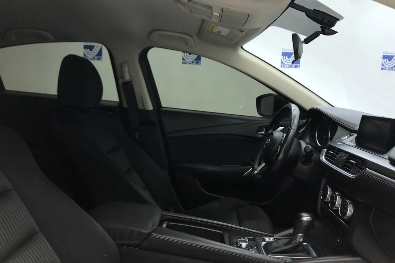 Used 2017 Deep Crystal Blue Mazda Sport image 19