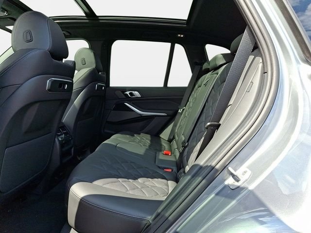 New 2026 Skyscraper Grey Metallic BMW xDrive50e image 9