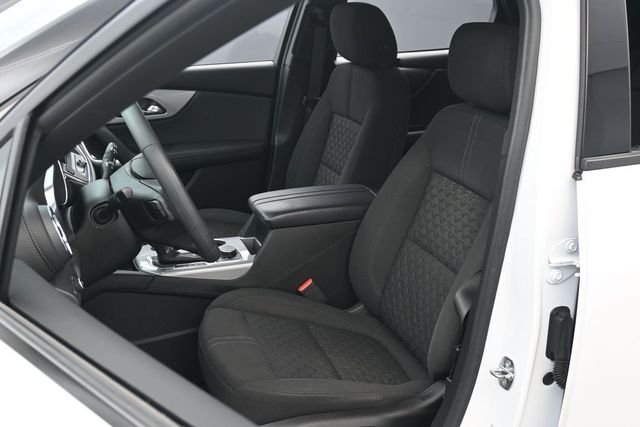 Used 2022 Summit White Chevrolet LT image 9