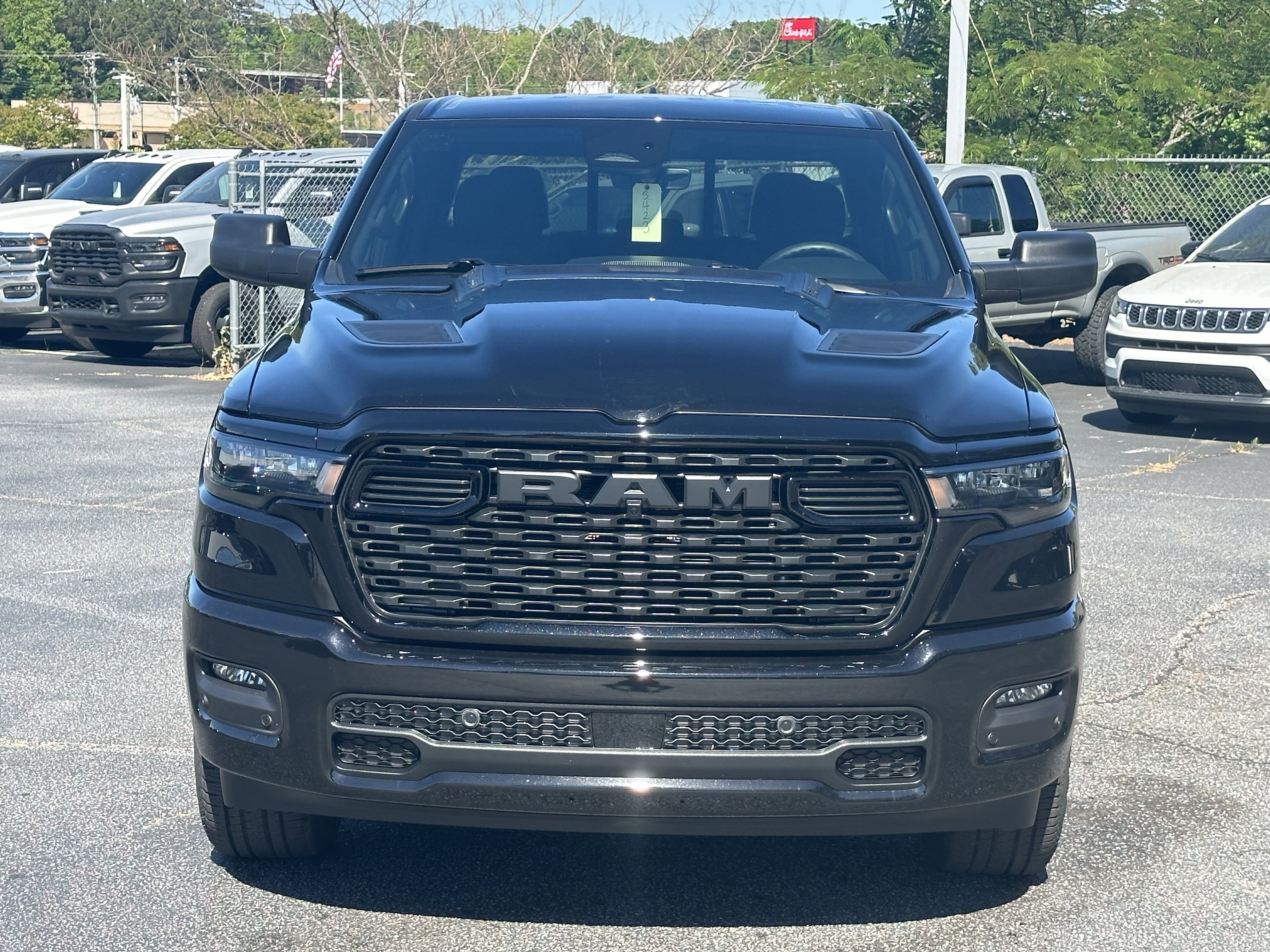 New 2026 Diamond Black Crystal Pearl-Coat Exterior Paint RAM Express image 3